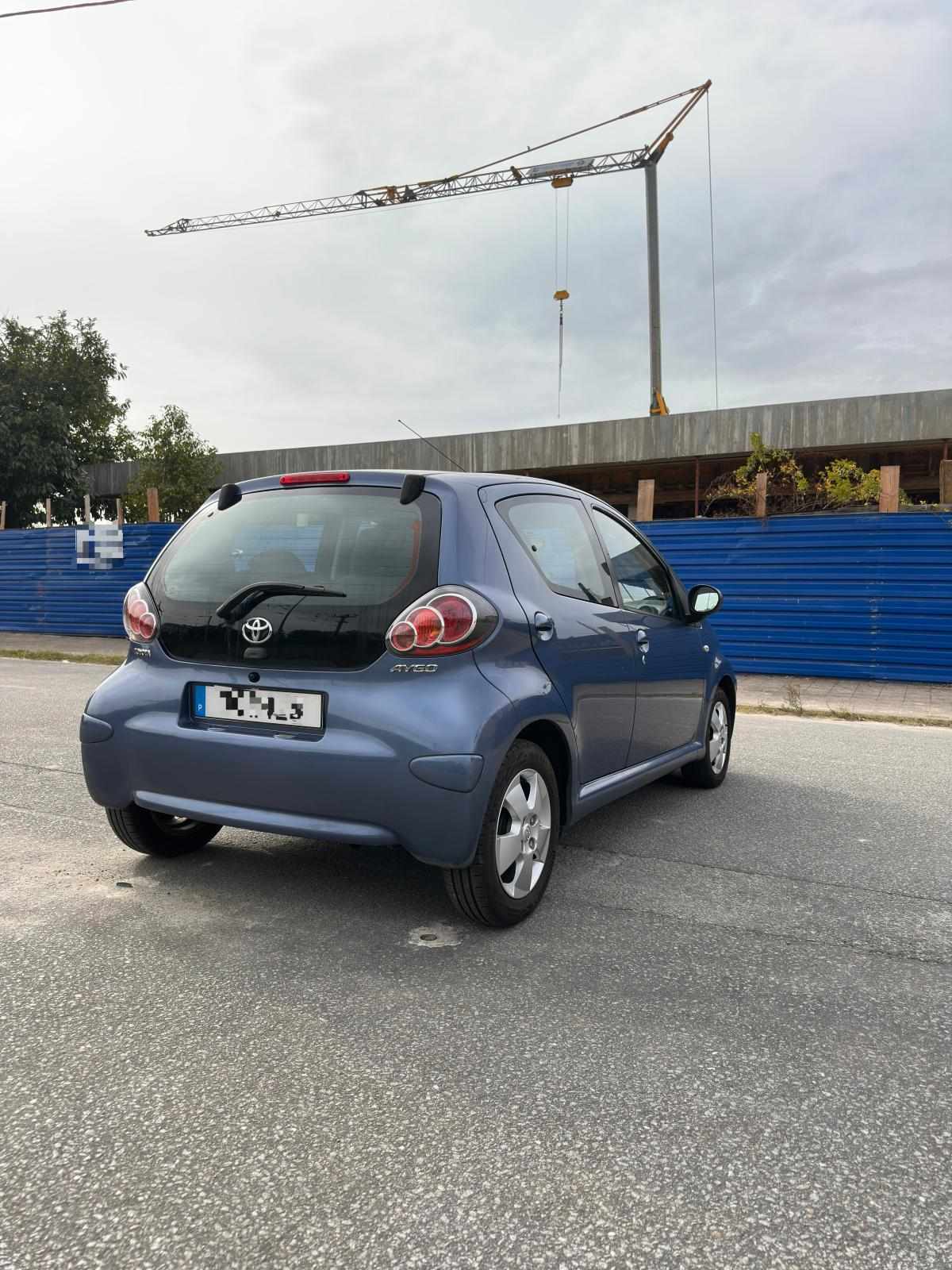 toyota-aygo-1-0-vvt-i-2009-gasolina-998cc