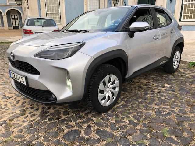 toyota-yaris-cross-2023-hibrido-a-gasolina-1499cc
