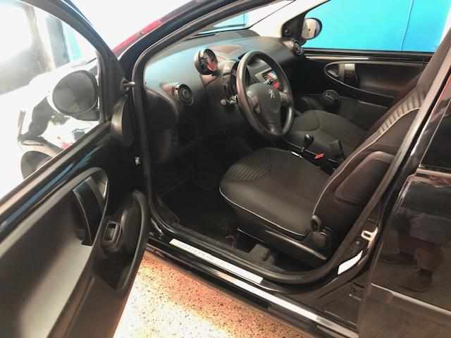 peugeot-107-1-0-2014-gasolina-998cc