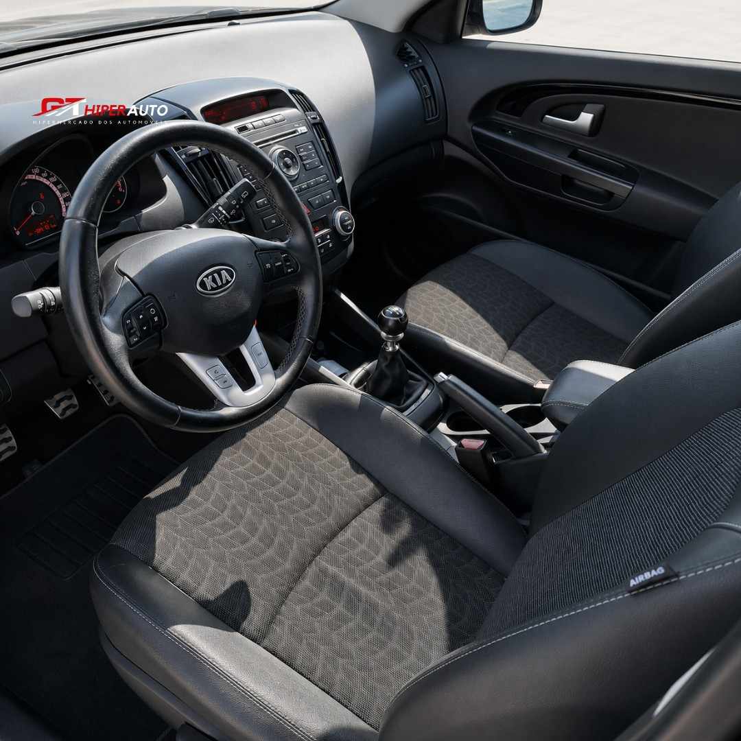 kia-ceed-sw-2012-diesel-1582cc