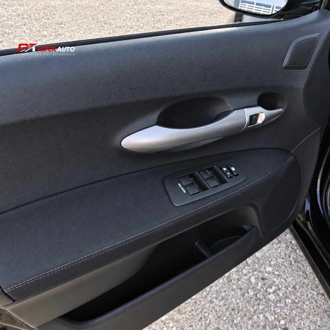 toyota-auris-2011-gasolina-1329cc