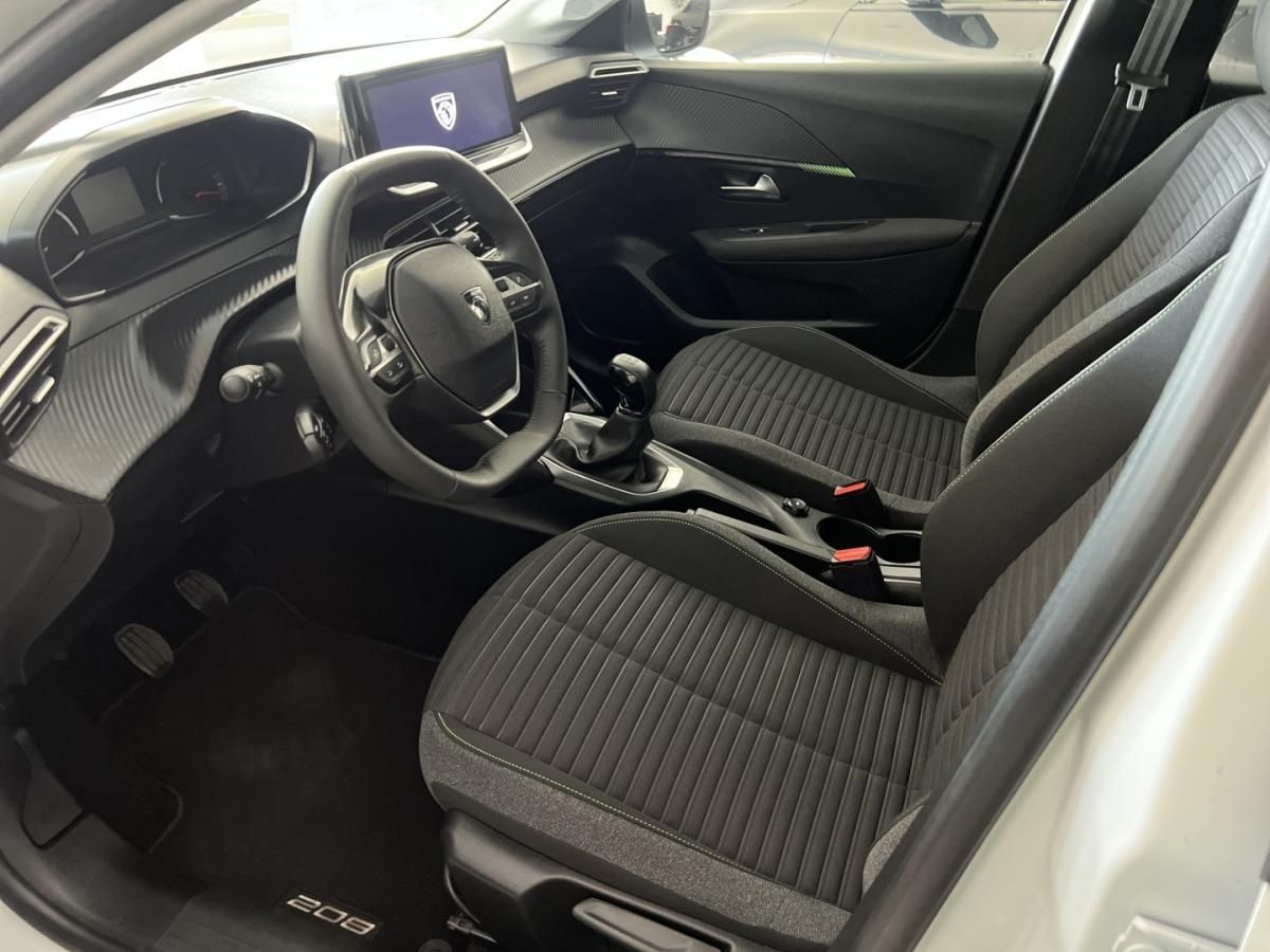 peugeot-208-2024-gasolina-1199cc