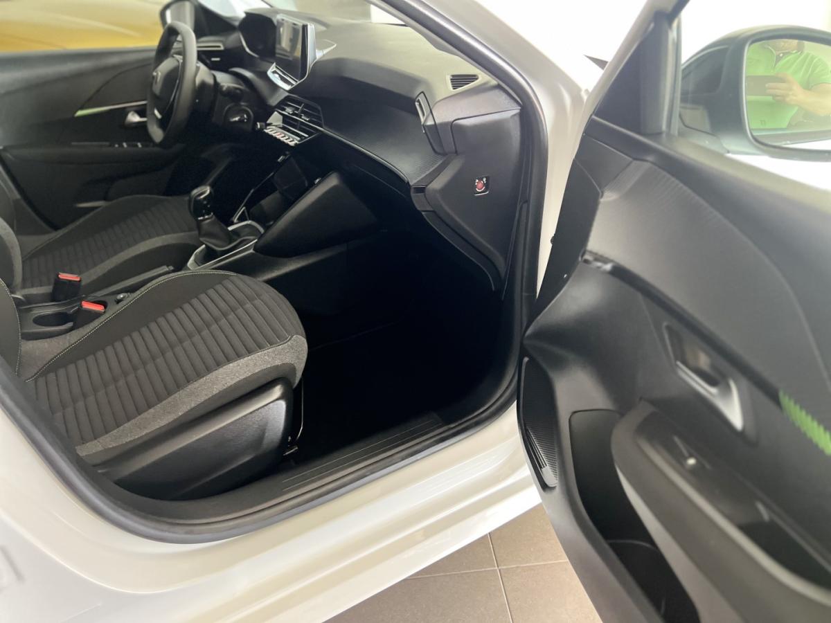 peugeot-208-2024-gasolina-1199cc