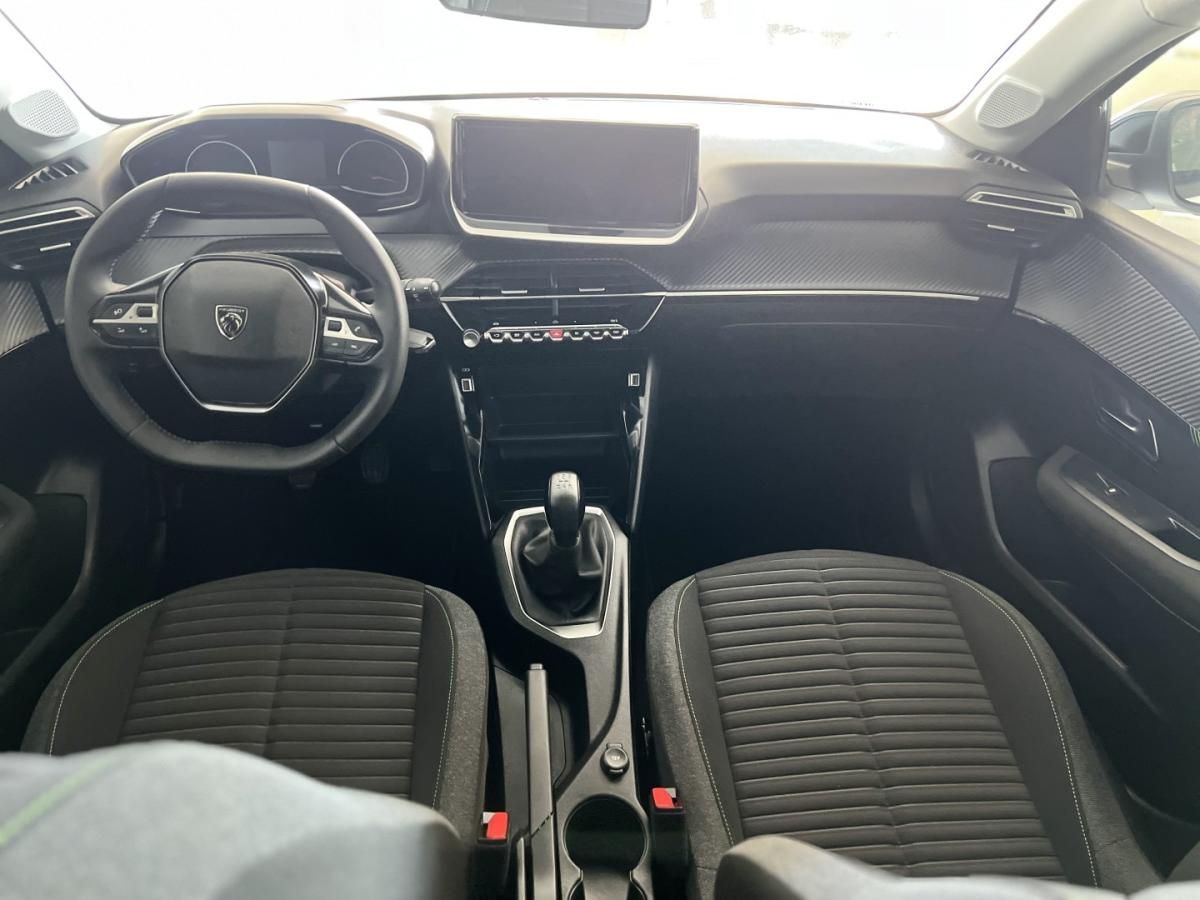 peugeot-208-2024-gasolina-1199cc