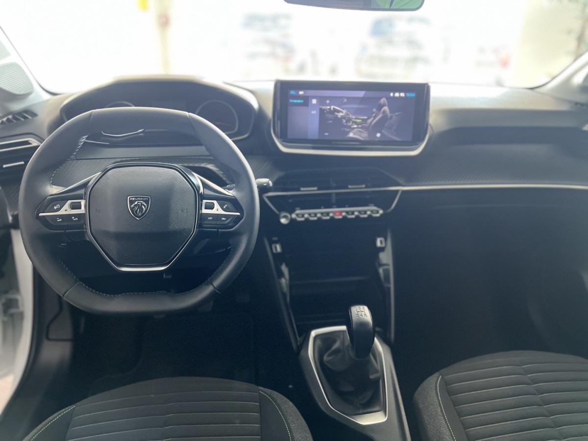 peugeot-208-2024-gasolina-1199cc