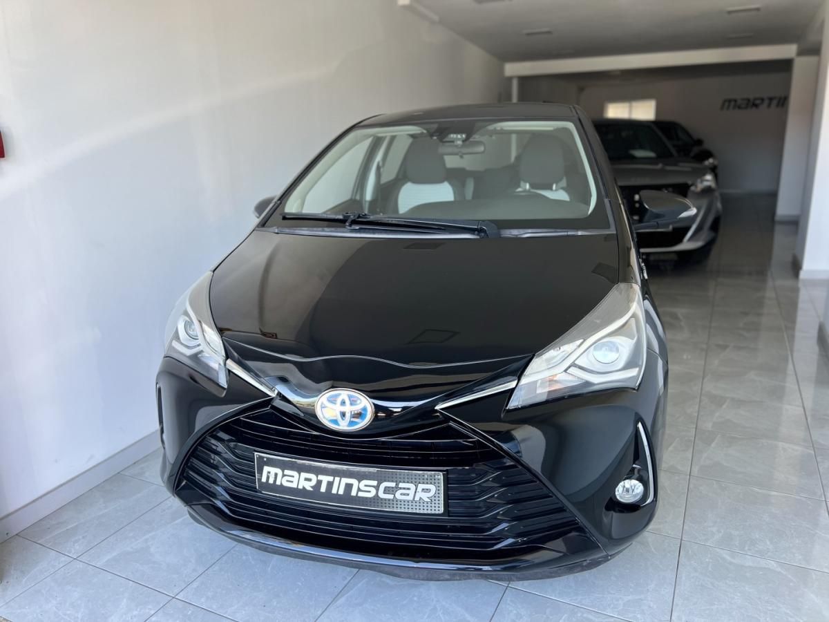 toyota-yaris-2018-hibrido-1497cc