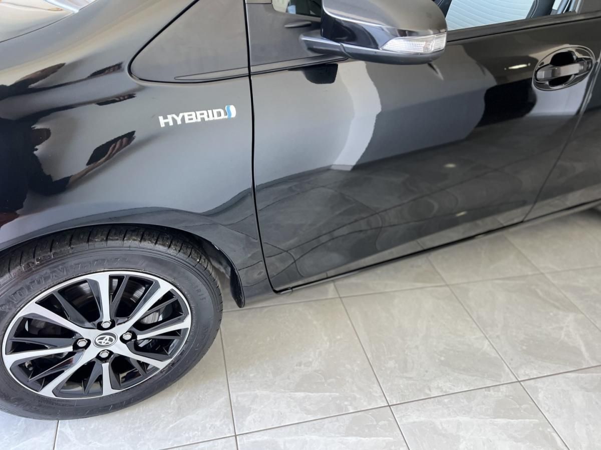 toyota-yaris-2018-hibrido-1497cc