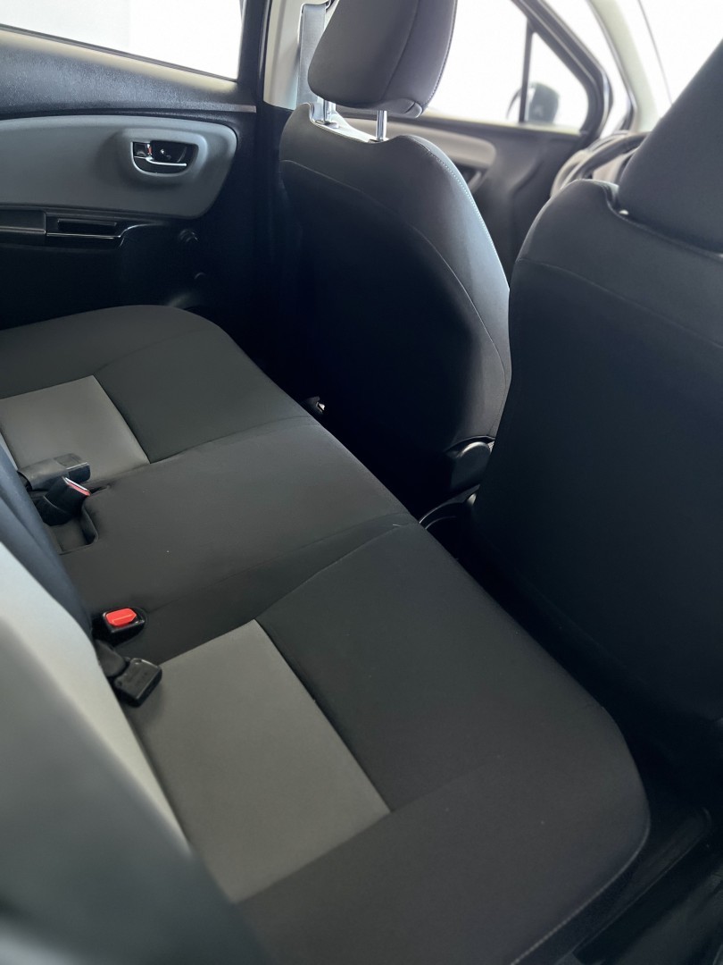 toyota-yaris-2018-hibrido-1497cc
