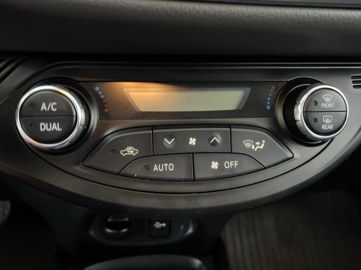 toyota-yaris-2018-hibrido-1497cc