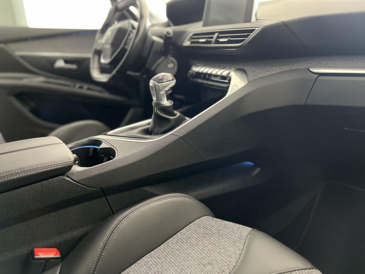 peugeot-3008-2017-diesel-1560cc