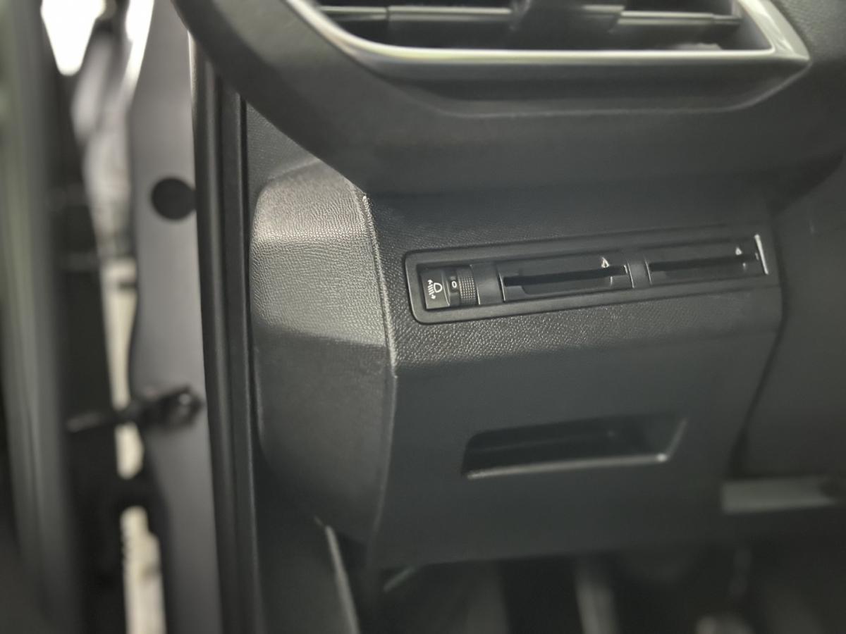 peugeot-3008-2017-diesel-1560cc