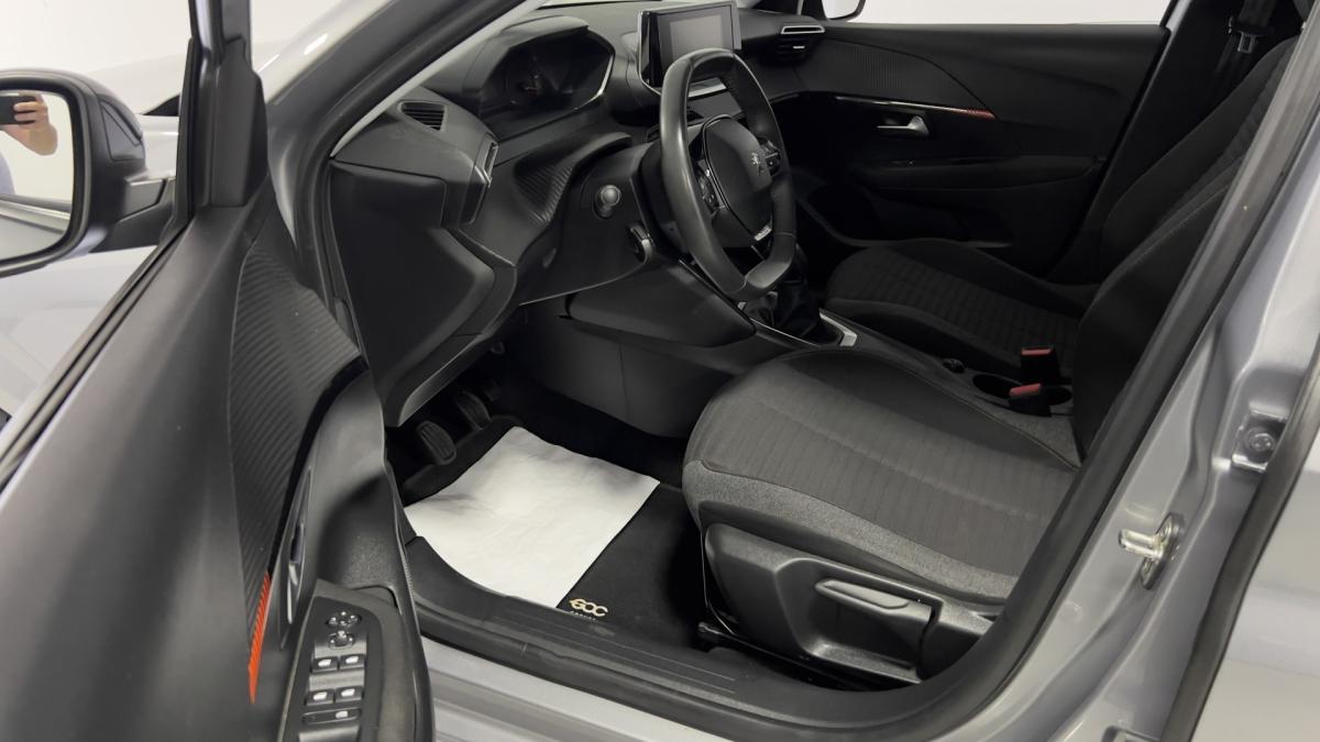 peugeot-208-2022-gasolina-1199cc