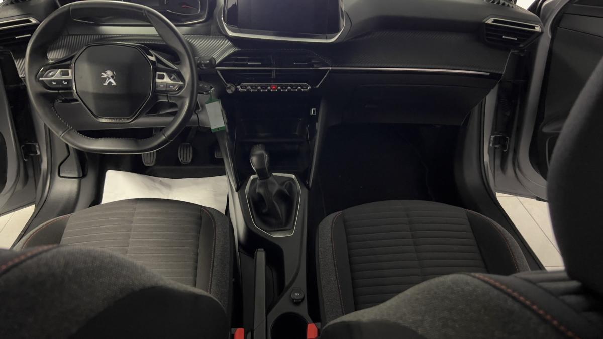 peugeot-208-2022-gasolina-1199cc