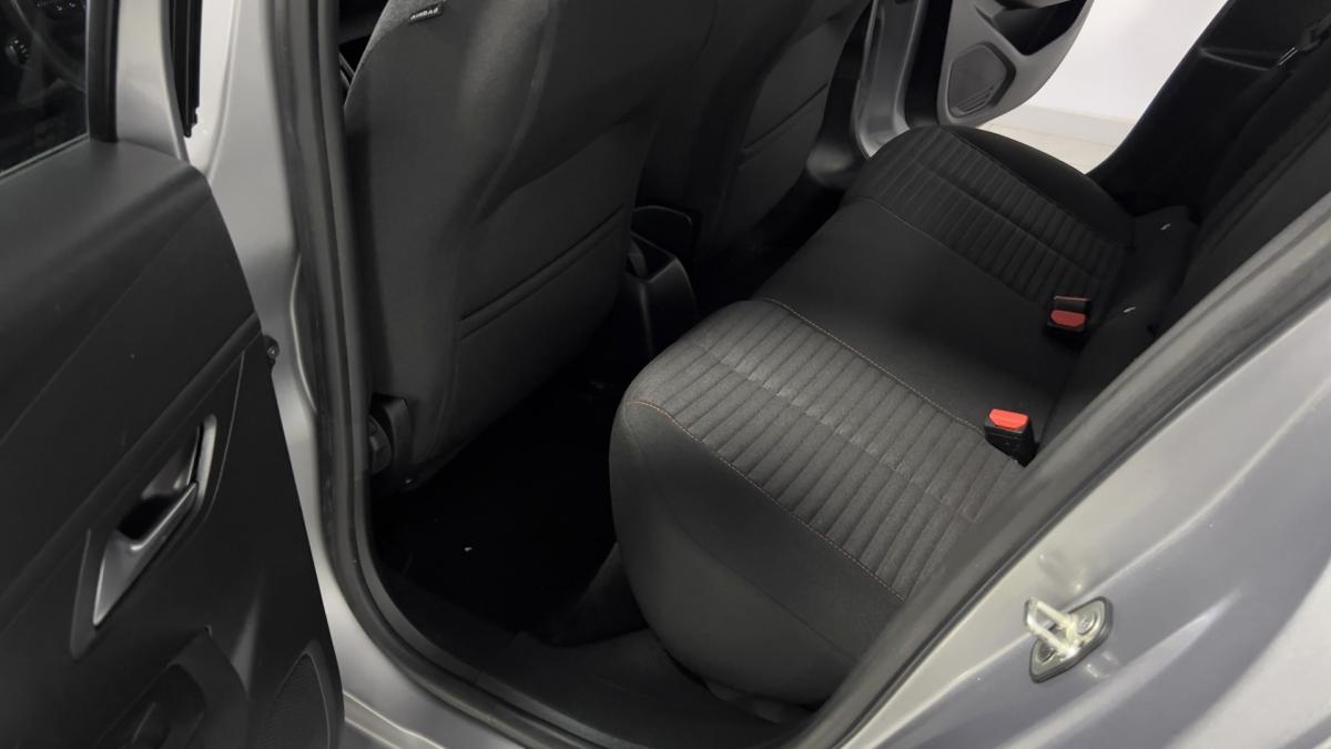 peugeot-208-2022-gasolina-1199cc