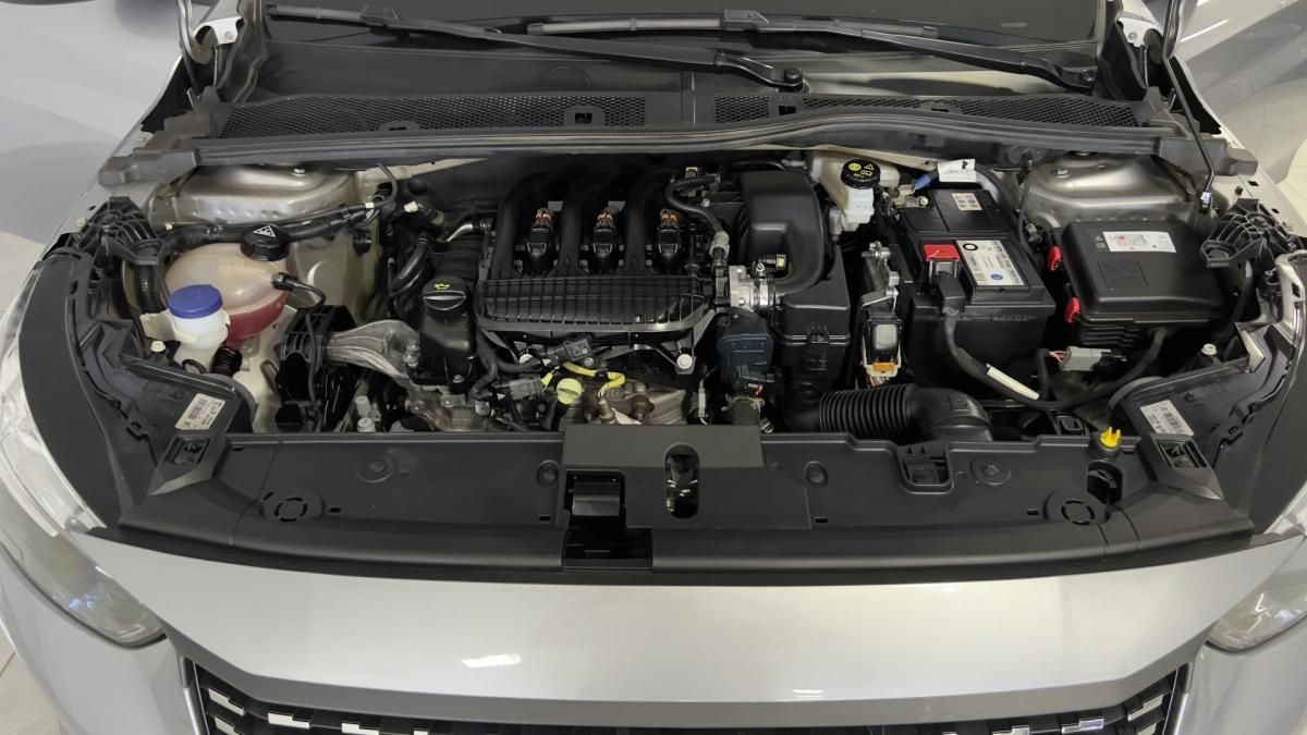 peugeot-208-2022-gasolina-1199cc