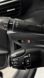 peugeot-208-2022-gasolina-1199cc