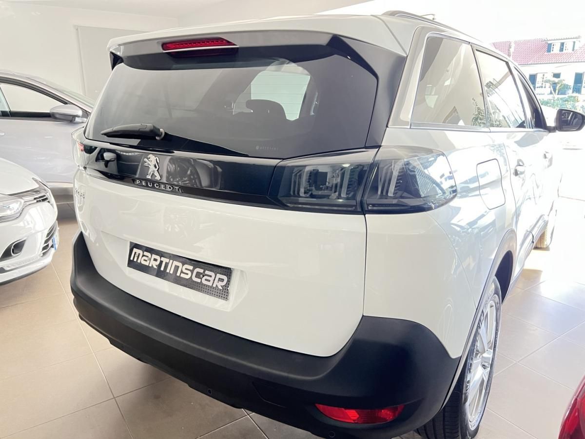 peugeot-5008-2021-gasolina-1199cc