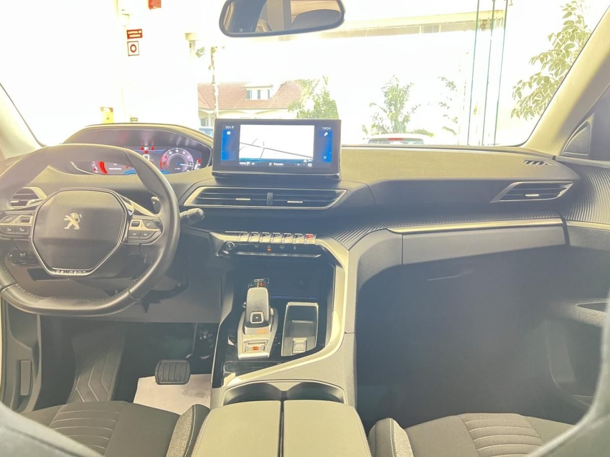 peugeot-5008-2021-gasolina-1199cc