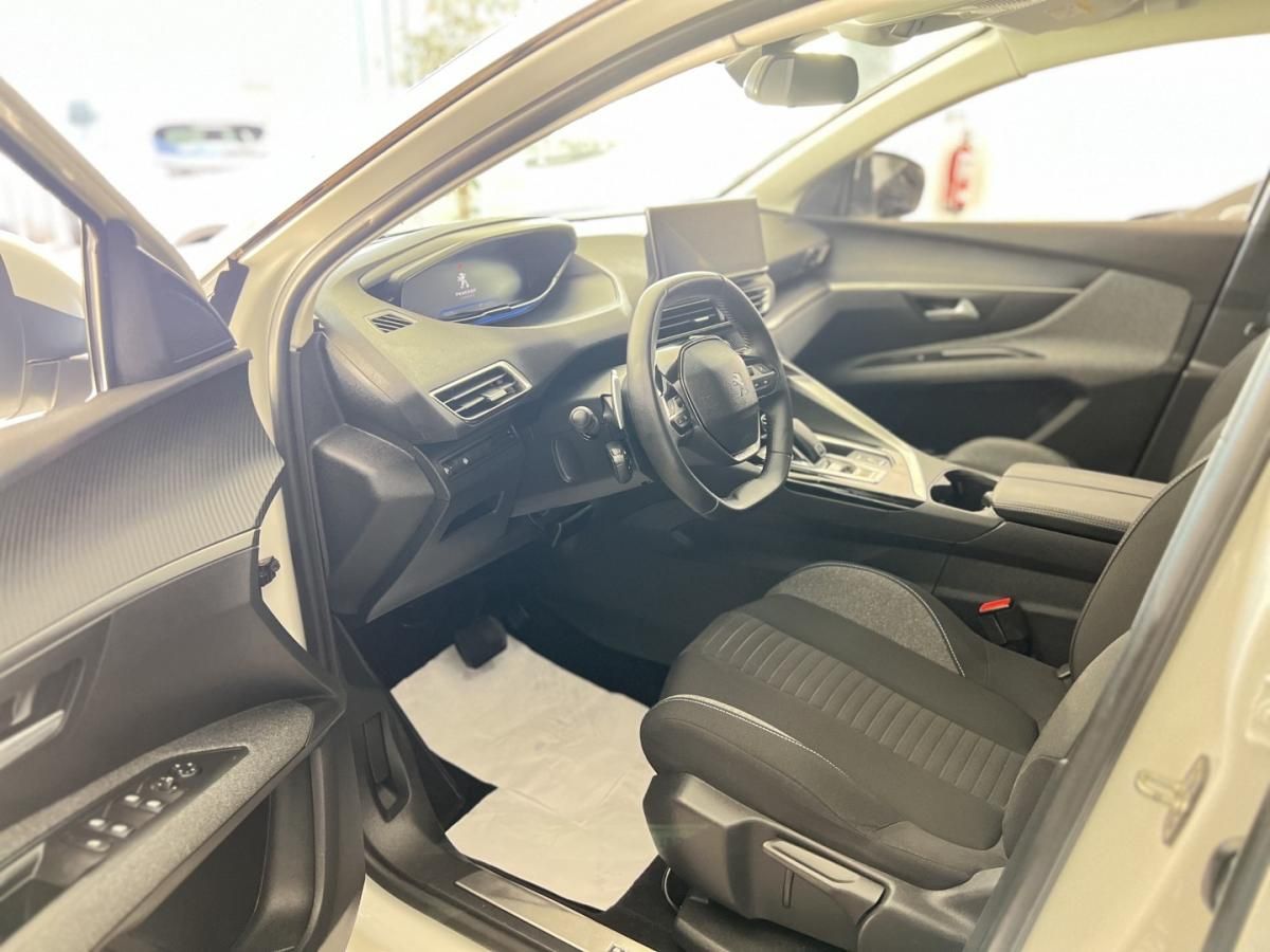 peugeot-5008-2021-gasolina-1199cc