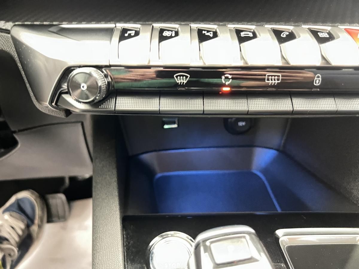 peugeot-5008-2021-gasolina-1199cc