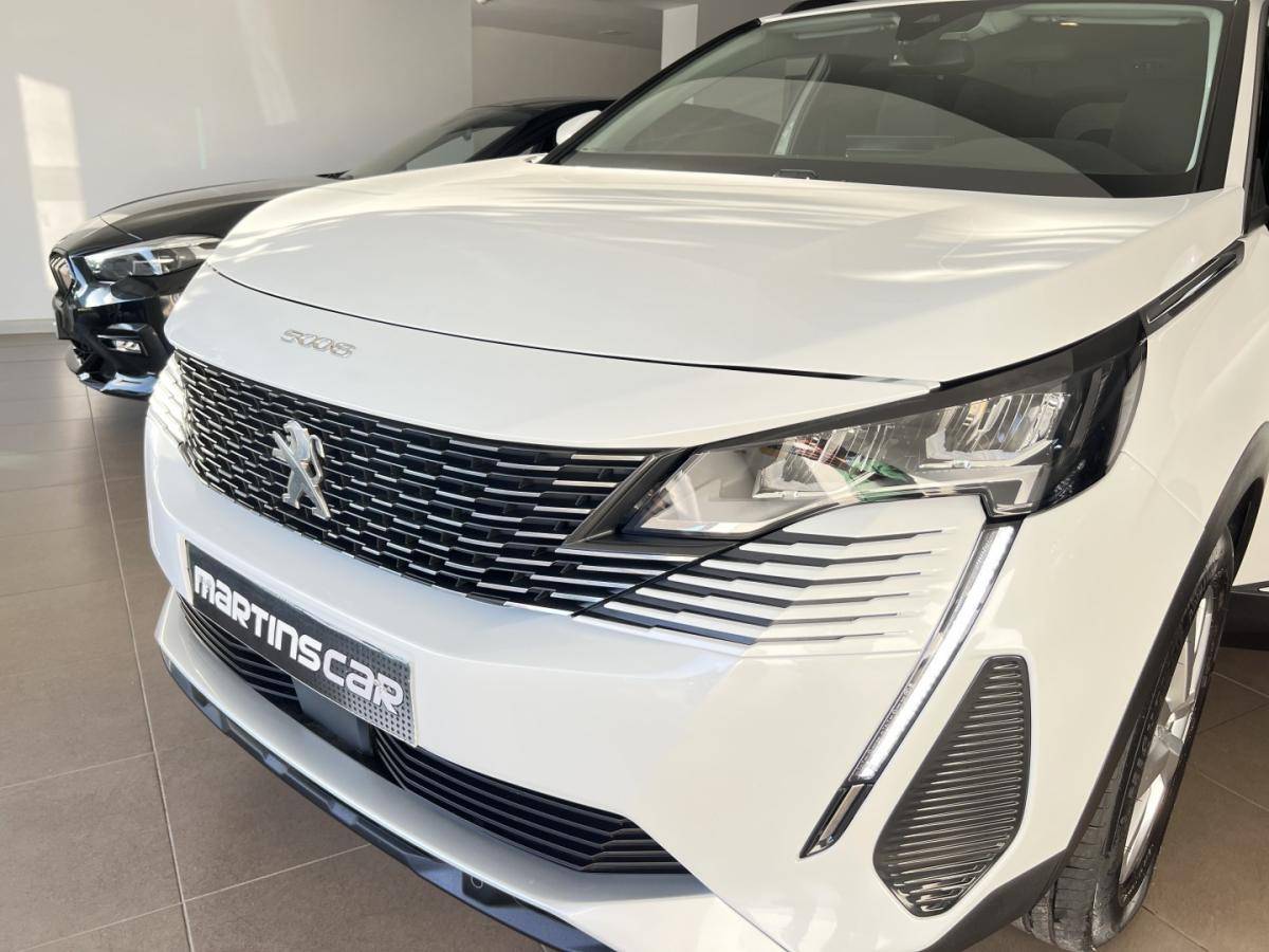 peugeot-5008-2021-gasolina-1199cc