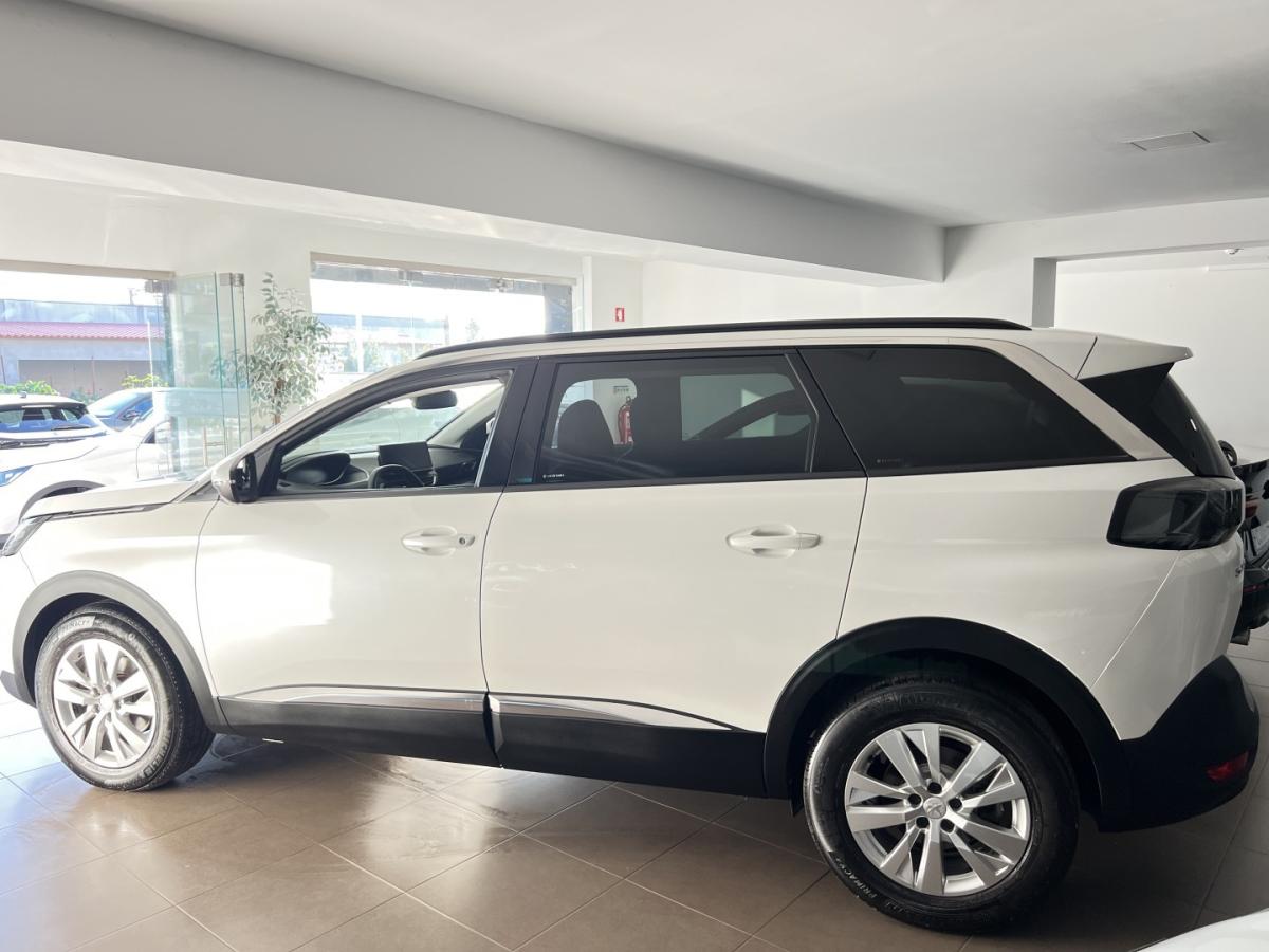 peugeot-5008-2021-gasolina-1199cc
