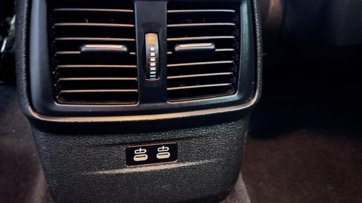 bmw-serie-2-2020-diesel-1496cc