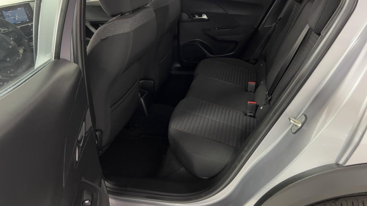 peugeot-2008-2023-gasolina-1199cc