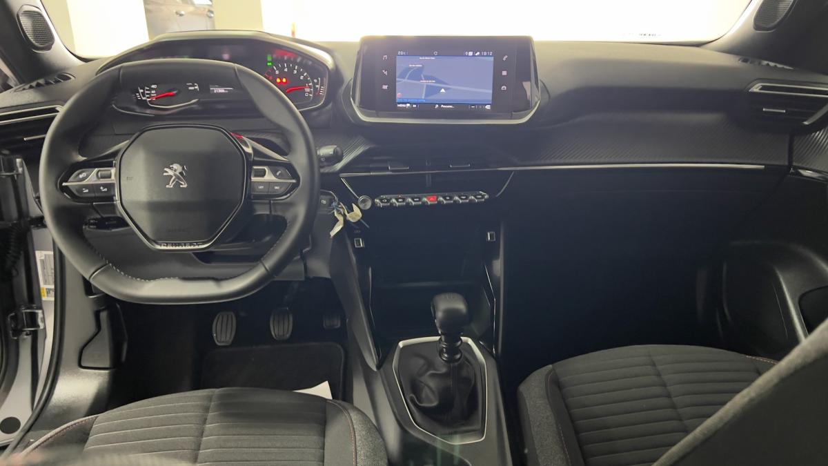 peugeot-2008-2023-gasolina-1199cc