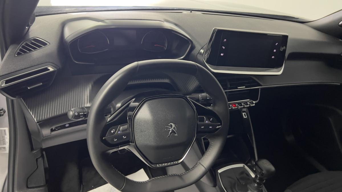 peugeot-2008-2023-gasolina-1199cc