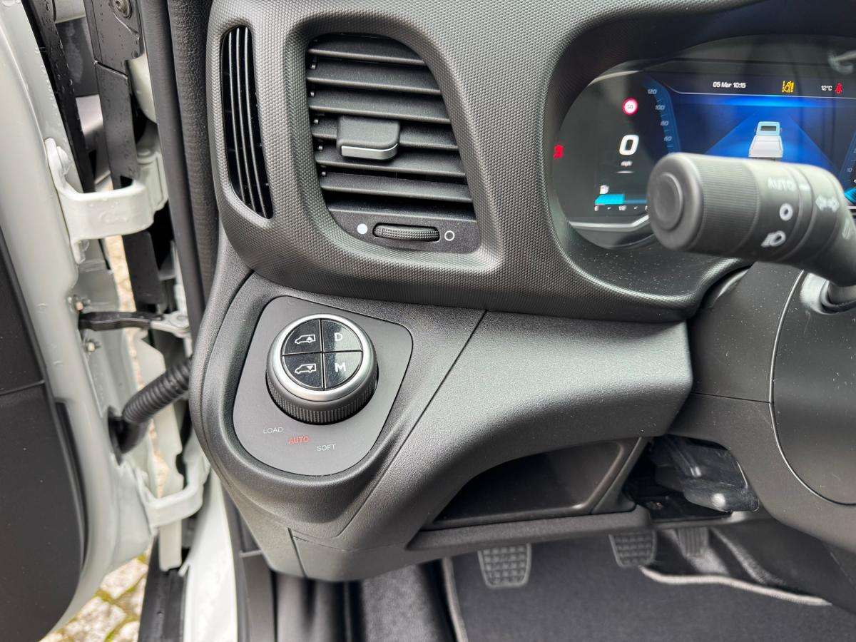 iveco-daily-2024-diesel-2998cc