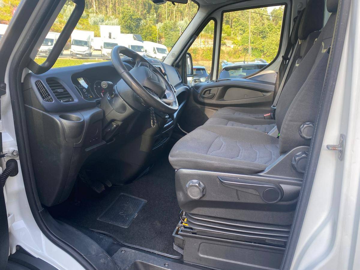 iveco-daily-2021-diesel-2998cc