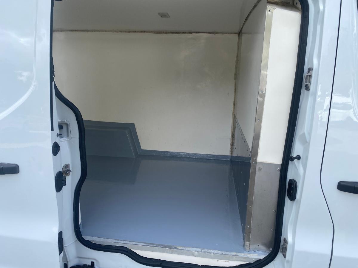 opel-vivaro-2016-diesel-1598cc