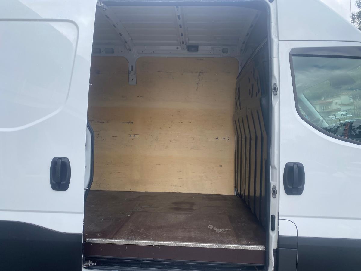 iveco-daily-2019-diesel-2998cc