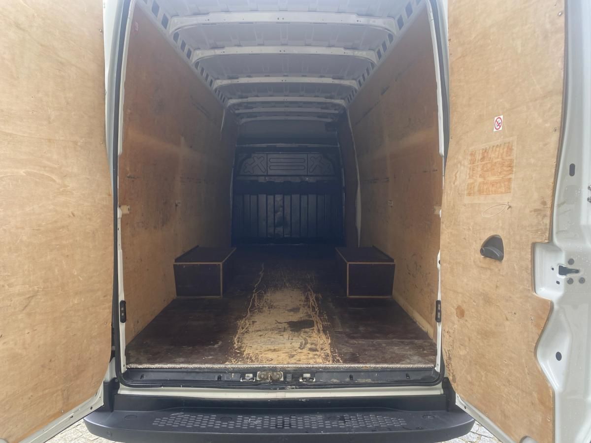iveco-daily-2019-diesel-2998cc