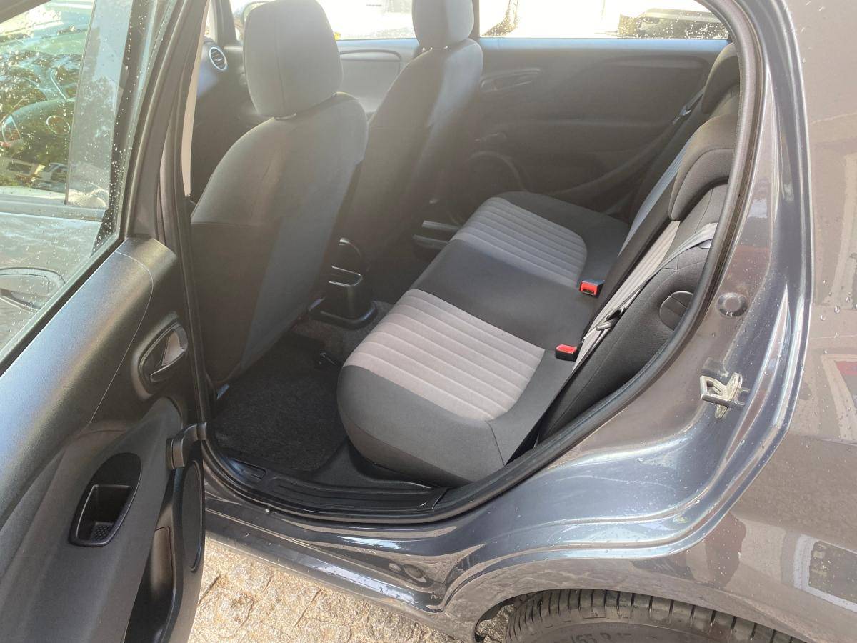 fiat-punto-2018-gasolina-1242cc