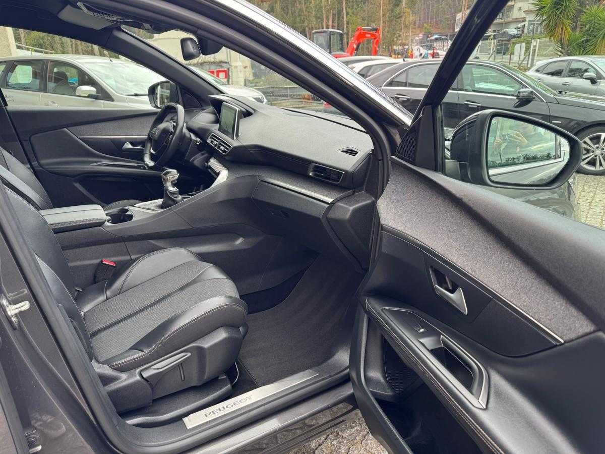 peugeot-3008-2019-diesel-1499cc