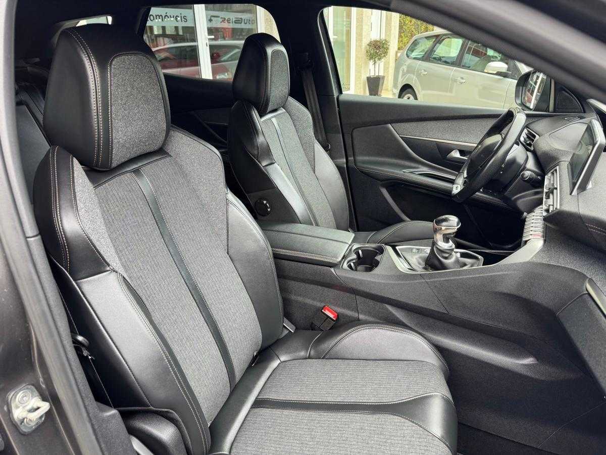 peugeot-3008-2019-diesel-1499cc