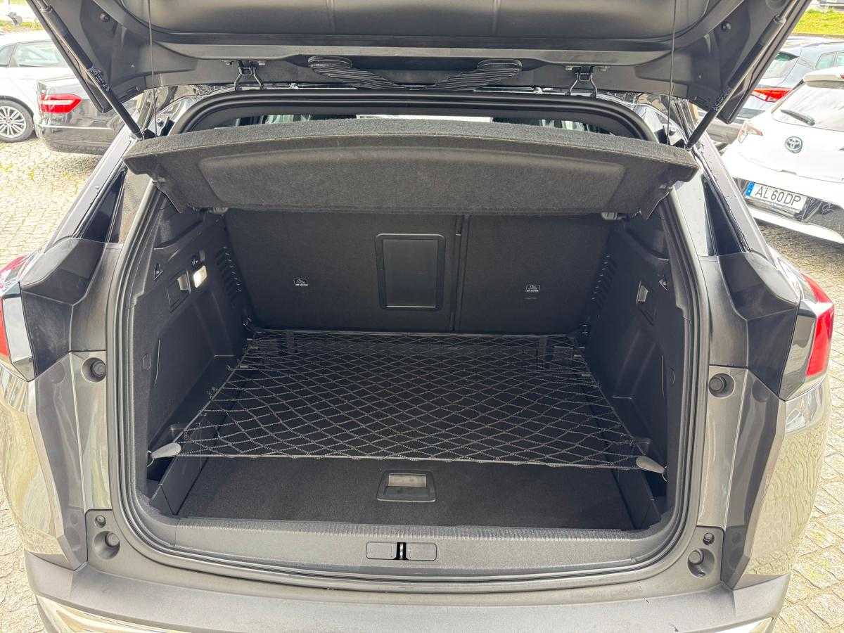 peugeot-3008-2019-diesel-1499cc