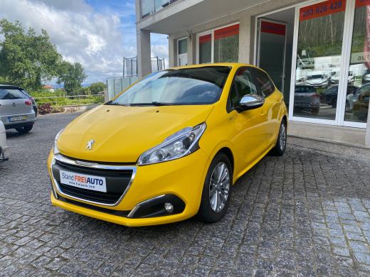 peugeot-208-2018-diesel-1560cc
