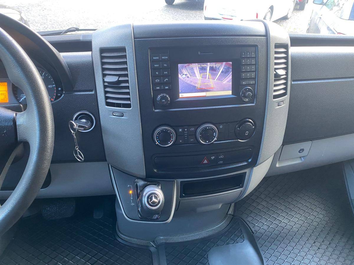 mercedes-benz-sprinter-2018-diesel-2143cc