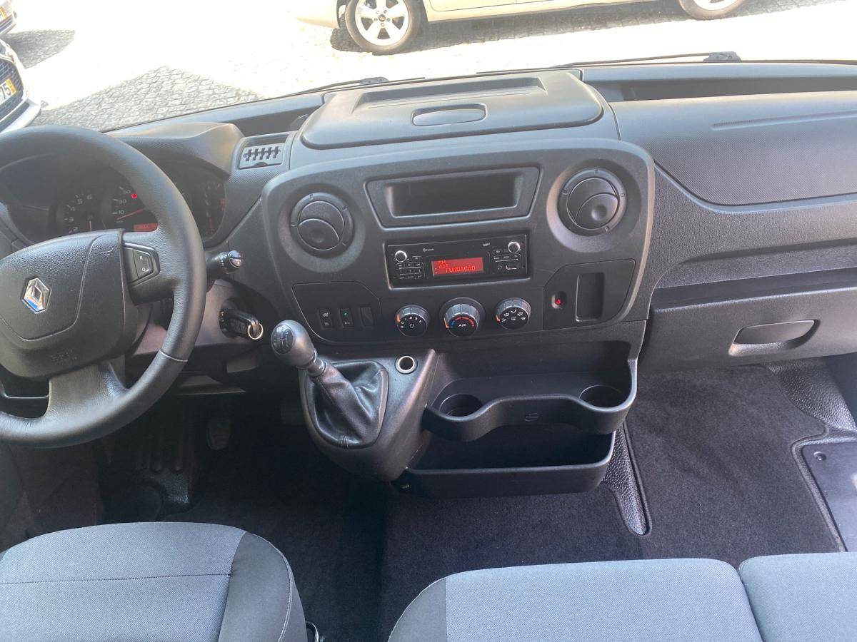 renault-master-2019-diesel-2299cc