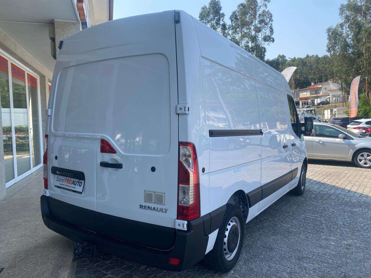 renault-master-2019-diesel-2299cc