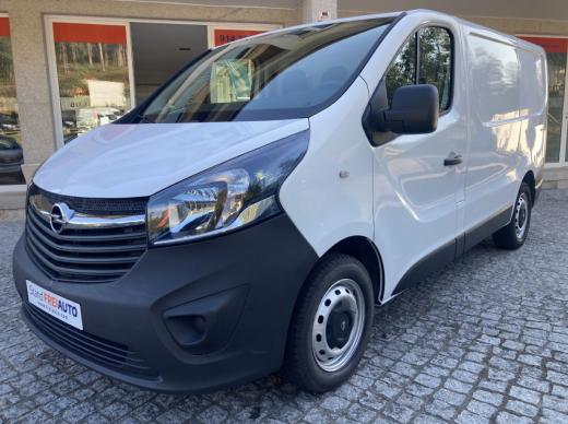 opel-vivaro-2015-diesel-1598cc