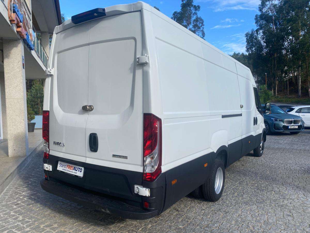 iveco-daily-2021-diesel-2998cc
