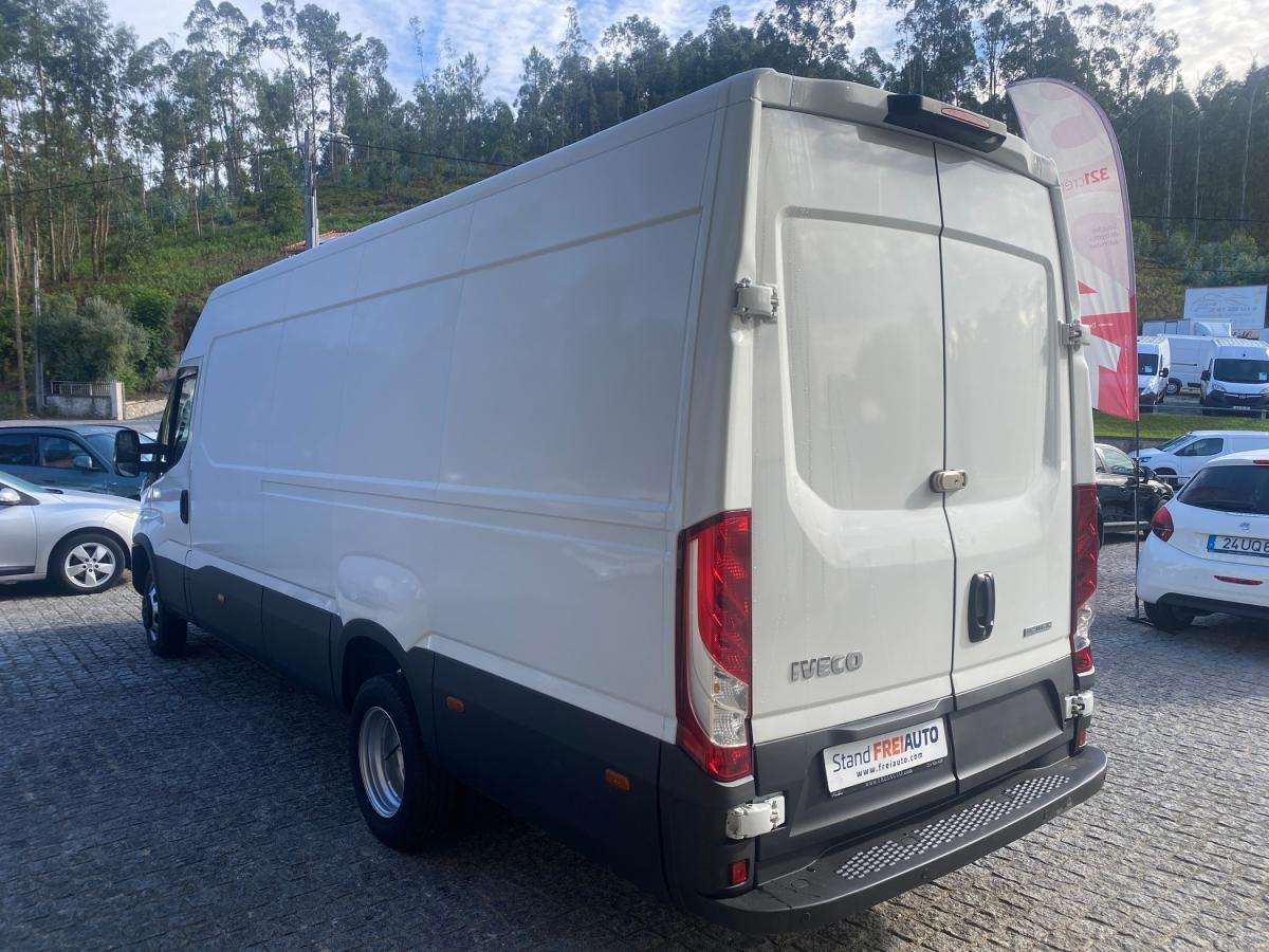 iveco-daily-2021-diesel-2998cc