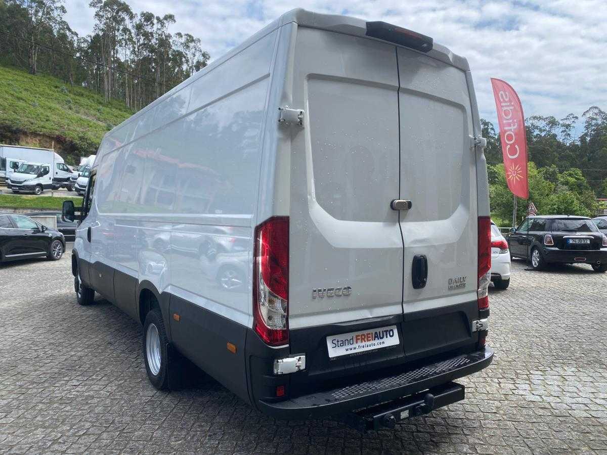 iveco-daily-2019-diesel-2998cc