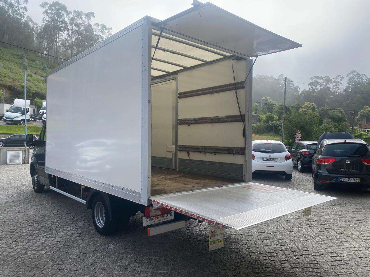 mercedes-benz-sprinter-2021-diesel-2143cc