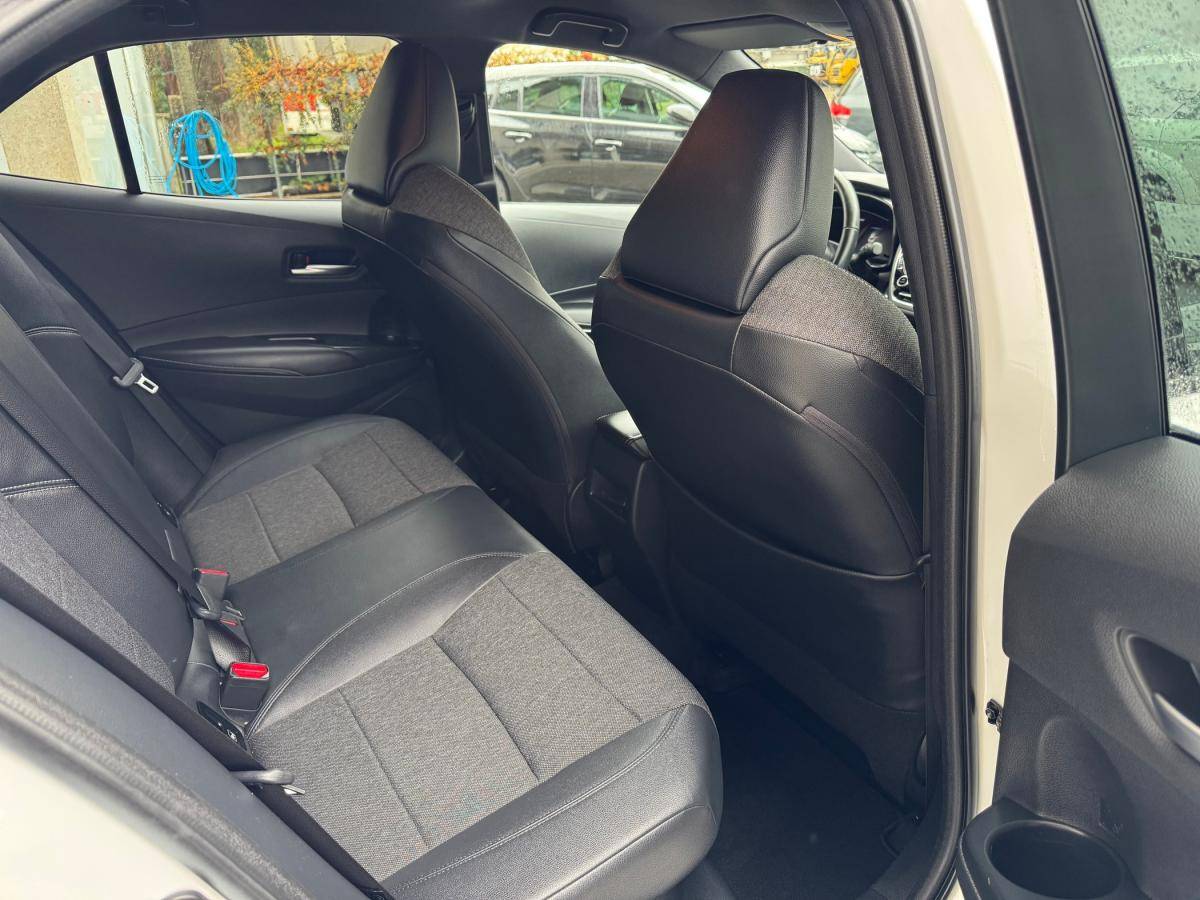 toyota-corolla-2021-hibrido-a-gasolina-1798cc