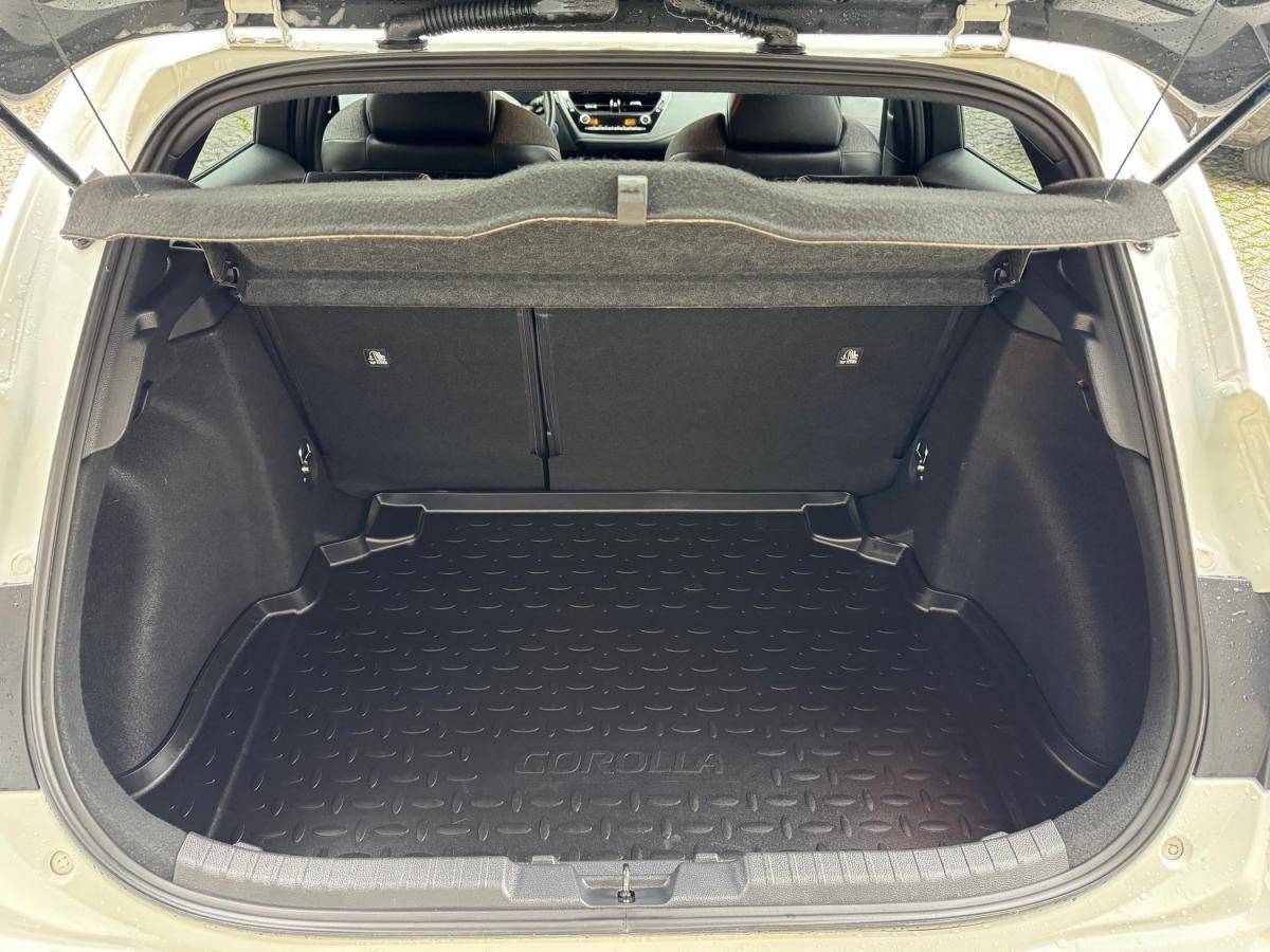 toyota-corolla-2021-hibrido-a-gasolina-1798cc